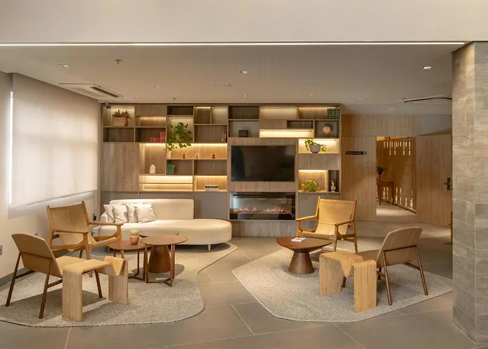 Hotel Intercity Aeroporto 4*