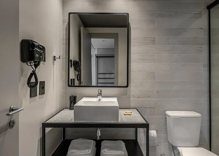 Hotel Intercity Aeroporto 4*