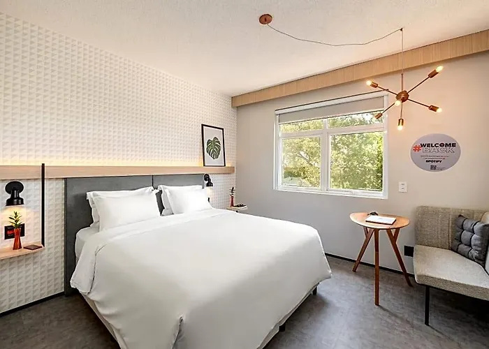 Hotel Intercity Aeroporto 4*